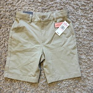 Boys Vineyard Vines Tan Shorts size 10